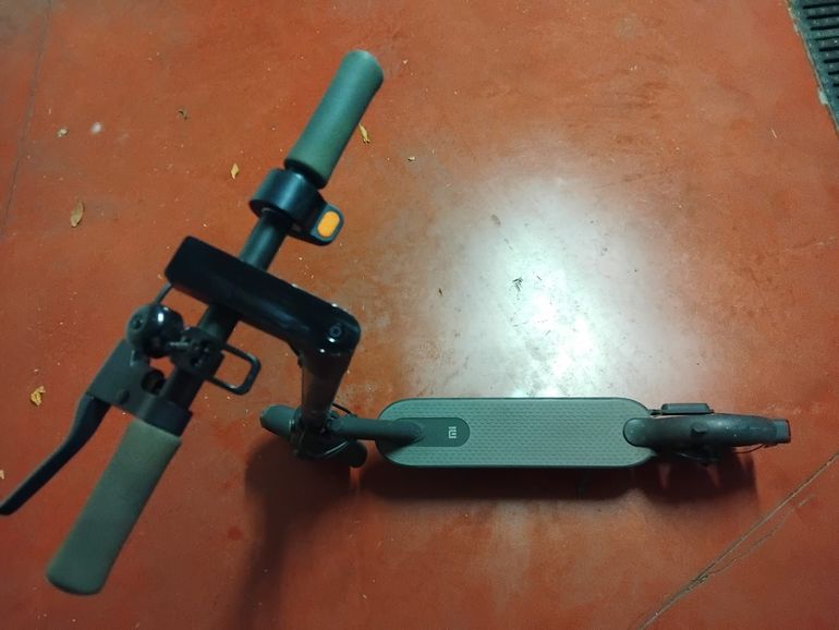 Used Xiaomi Mi Electric Scooter bike — image 2 of 2
