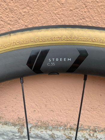 Used Newmen Streem C.35/C.38 Wheelset 2025 bike — image 7 of 8