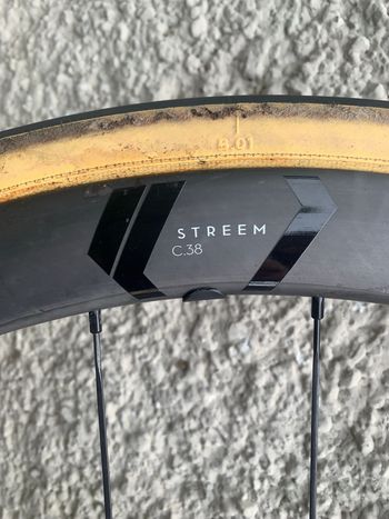 Used Newmen Streem C.35/C.38 Wheelset 2025 bike — image 6 of 8