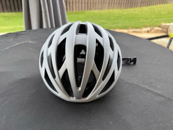 Used Giro Helios Spherical Helmet bike — image 4 of 4