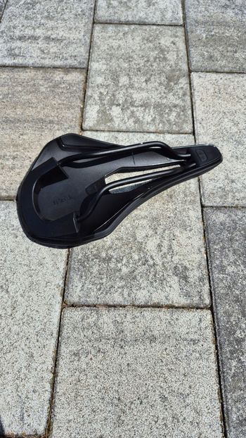 Used Fizik Vento Argo R5 140 Sattel 2026 bike — image 5 of 6