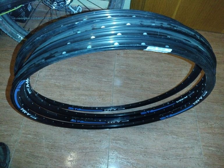 Used Shining 29 inch Wheels bike — image 7 of 8