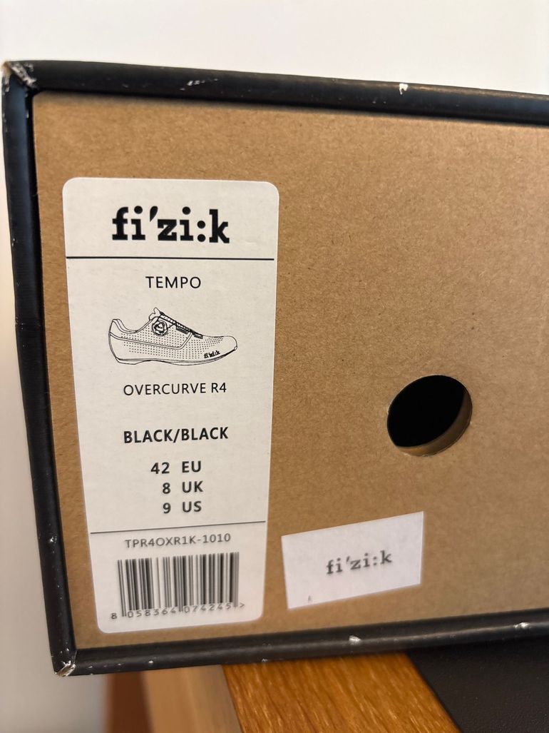 Used Fizik Tempo Overcurve R4 bike — image 1 of 3