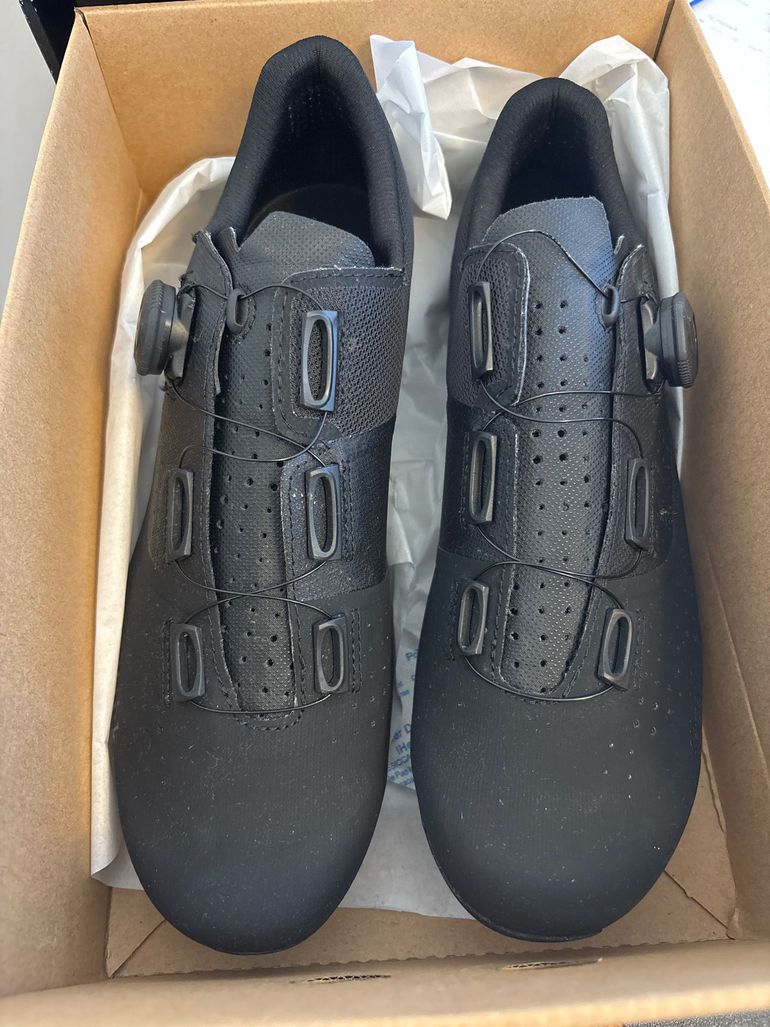 Used Fizik Tempo Overcurve R4 bike — image 2 of 3