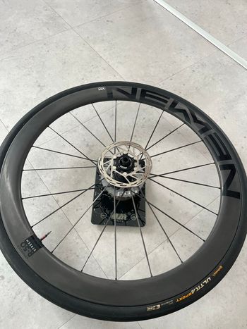 Used Newmen Streem cs Vonoa 50mm 2023 bike — image 5 of 8