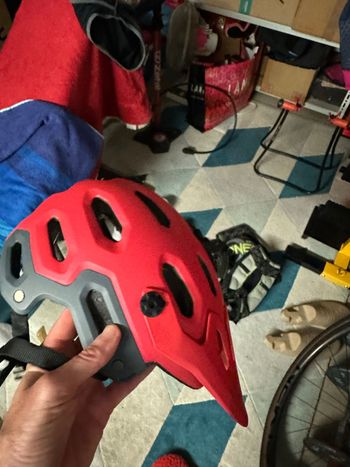 Used Bell Casco Helmet super r7mips bike — image 6 of 9