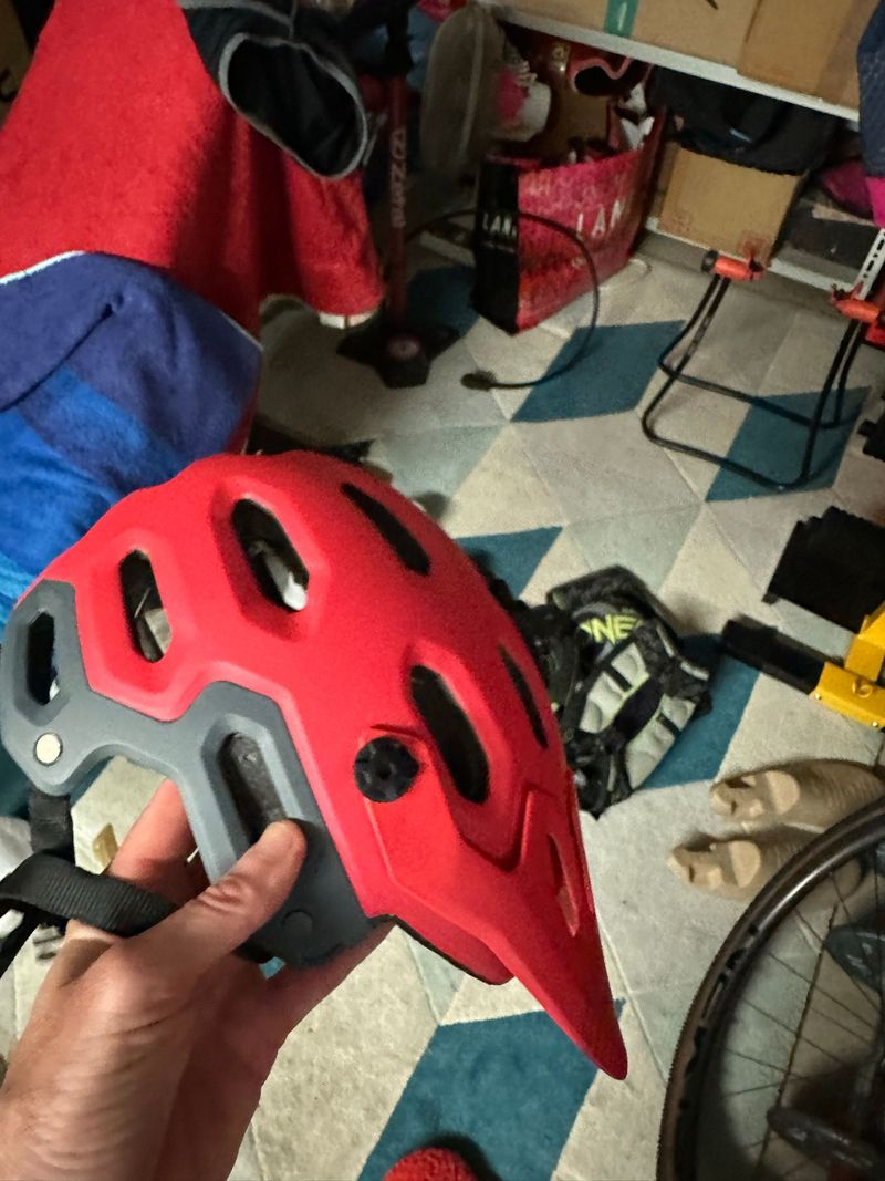 Bell Casco Helmet super r7mips bike d'occasion — image 6 sur 9