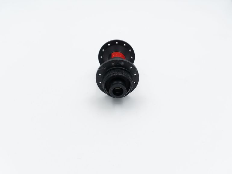Used Dt Swiss Front Wheel Hub - 24H bike — image 2 of 3
