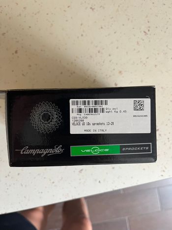 Used Campagnolo Veloce 10 vitesses Groupe + Cassette 13-29 bike — image 2 of 9
