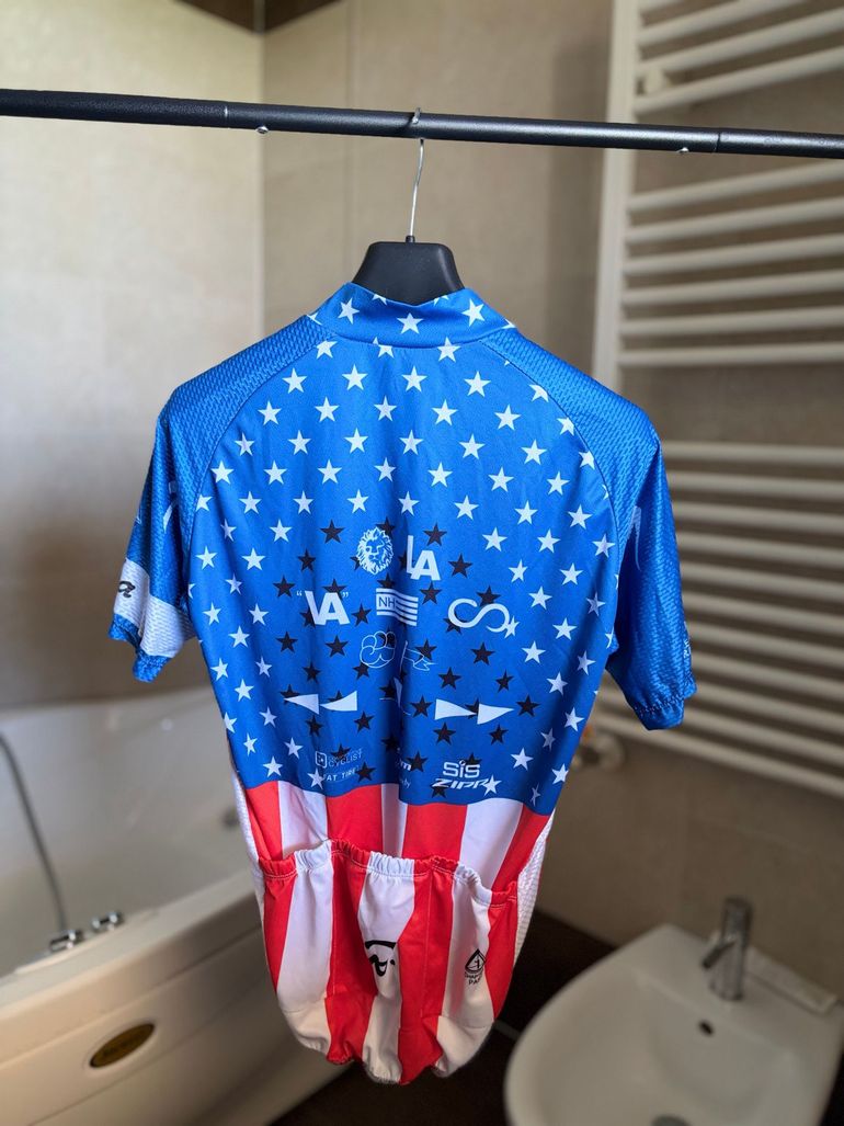 Used Rapha x Legion Kit 2023 bike — image 2 of 4