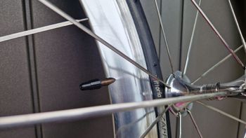 Used Campagnolo Shamal Wheelset 1994 bike — image 12 of 13