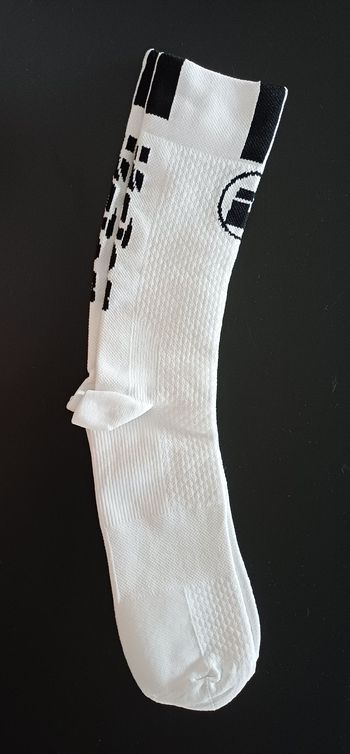 Used Fsa Vision Socks 40-44 Bianche Nere bike — image 2 of 4