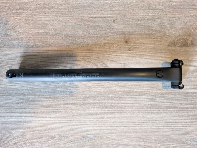 Used Ergon Sattelstütze CF Allroad Pro Carbon Setback 27,2 x 345 mm bike — image 1 of 4