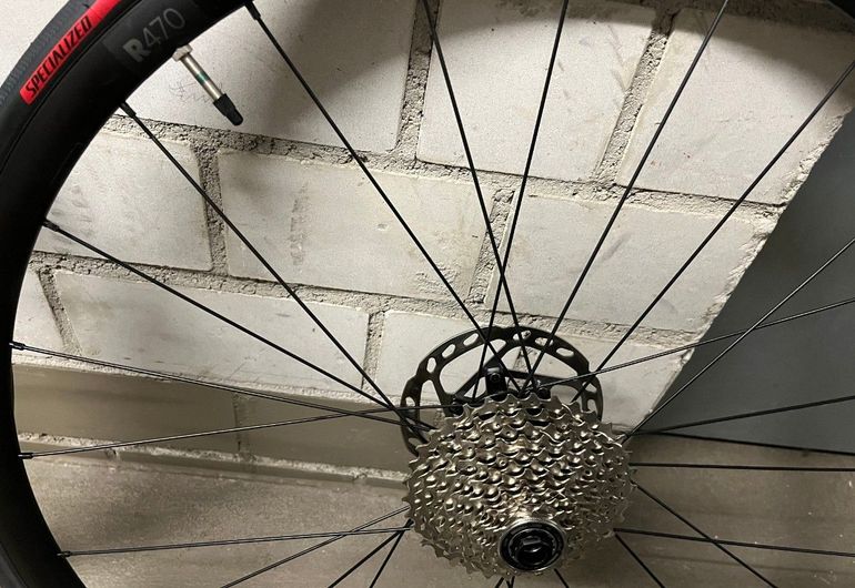 Used Dt Swiss R 470 Rim 2024 bike — image 3 of 4