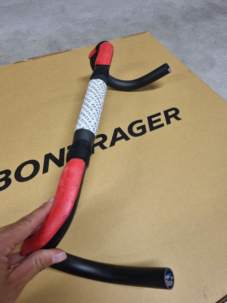 Used Bontrager Pro IsoCore VR-SF 44cm bike — image 5 of 7