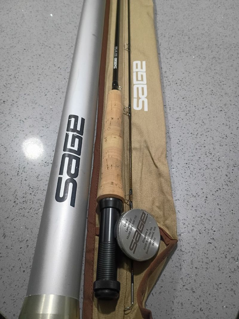 Used Sage Fly Fishing Sage graphite 2 gfl 580DS rod Fishing
