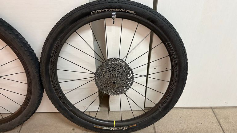 Used Mavic Crossmax Carbon SLR 29 2023 bike — image 2 of 7