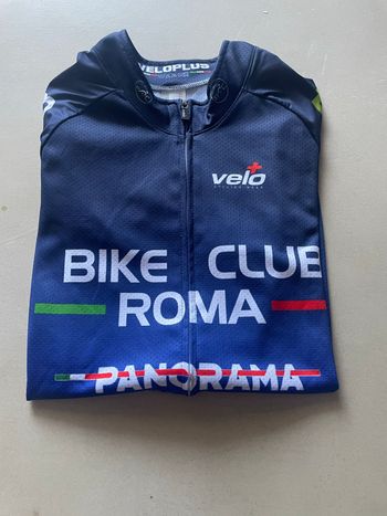 Used Veloplus Bike Club Roma Jersey bike — image 3 of 4