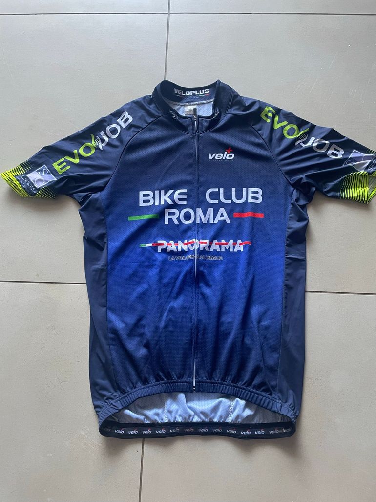 Used Veloplus Bike Club Roma Jersey bike — image 1 of 4