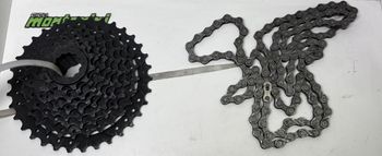 Used Shimano SORA 9-speed Groupset 2025 bike — image 2 of 4