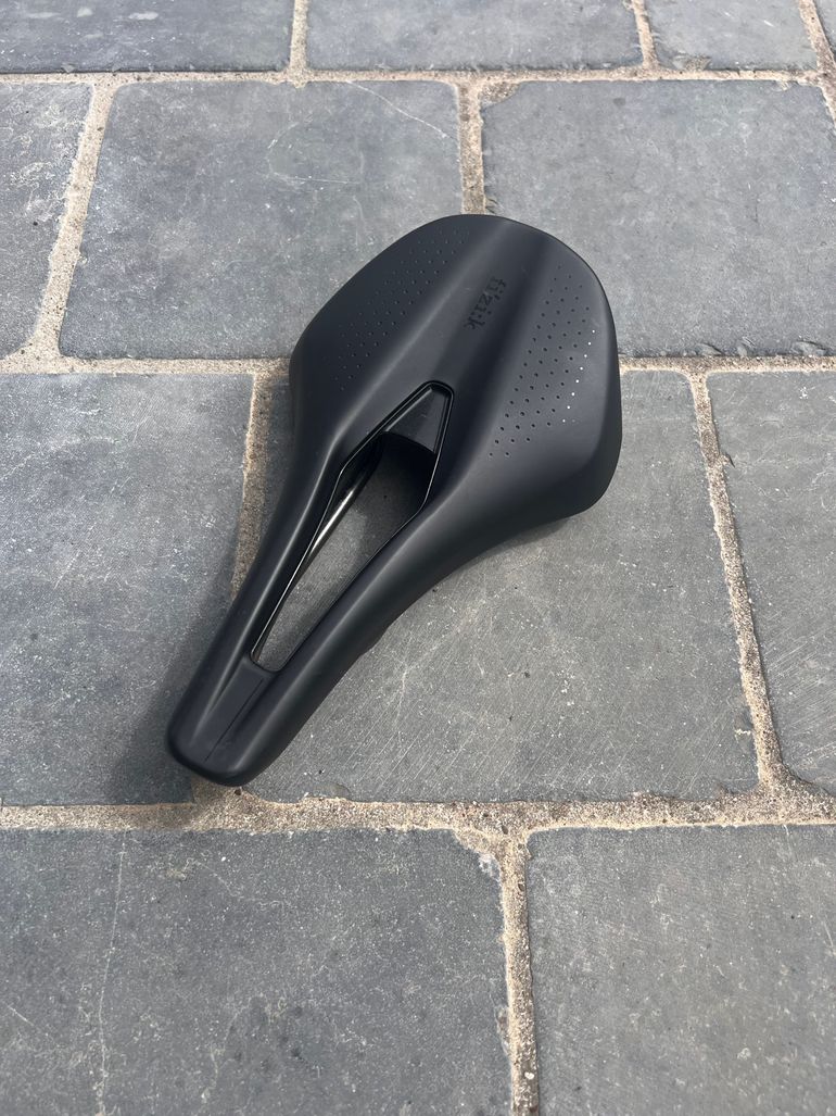 Used Fizik Argo Tempo R5 2023 bike — image 1 of 5