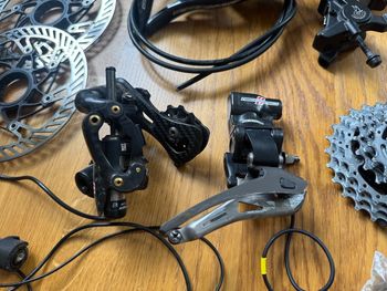 Used Campagnolo Record EPS 11s bike — image 2 of 3
