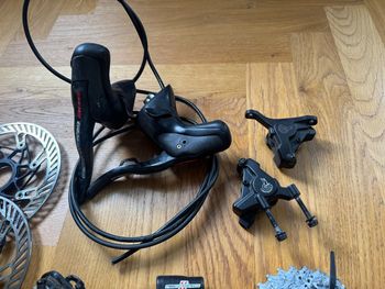 Used Campagnolo Record EPS 11s bike — image 3 of 3