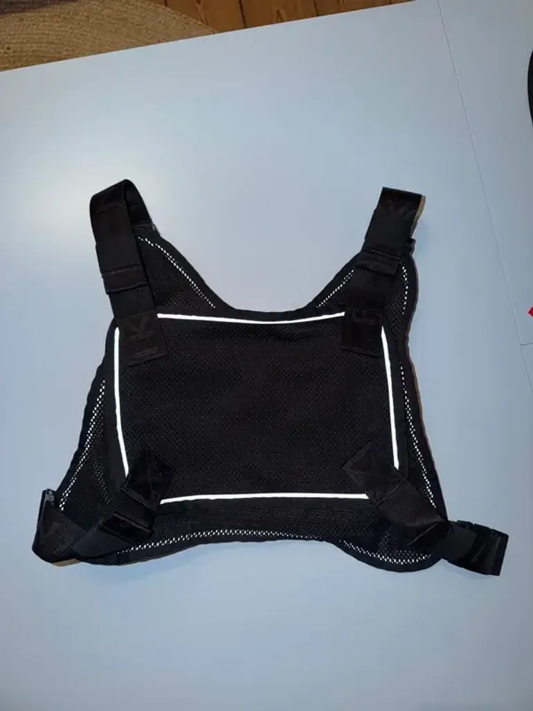 Used Nike Running Team Rig Vest bike — image 2 of 4