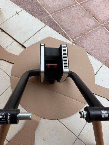 Brugt Elite Tuo Smart Trainer 2024 bike — billede 5 af 5