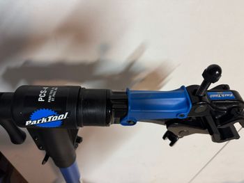 Used Park Tool PCS-4.2 Professional Repair Stand 2023 bike — image 3 of 3