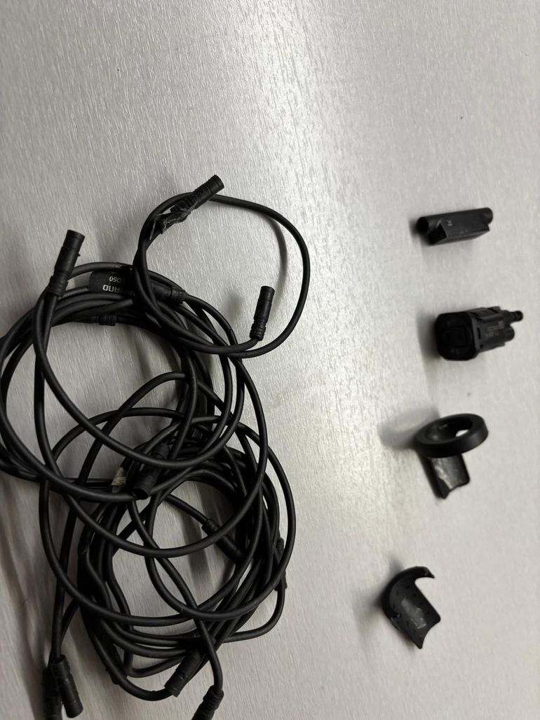 Used Shimano Dura-Ace Di2 Disc 2022 bike — image 15 of 16