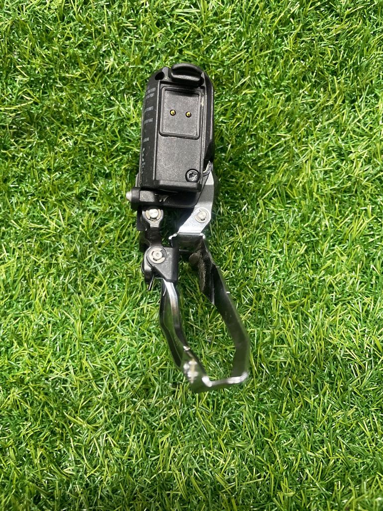 Used Sram Rival AXS Front Derailleur 2025 bike — image 3 of 6