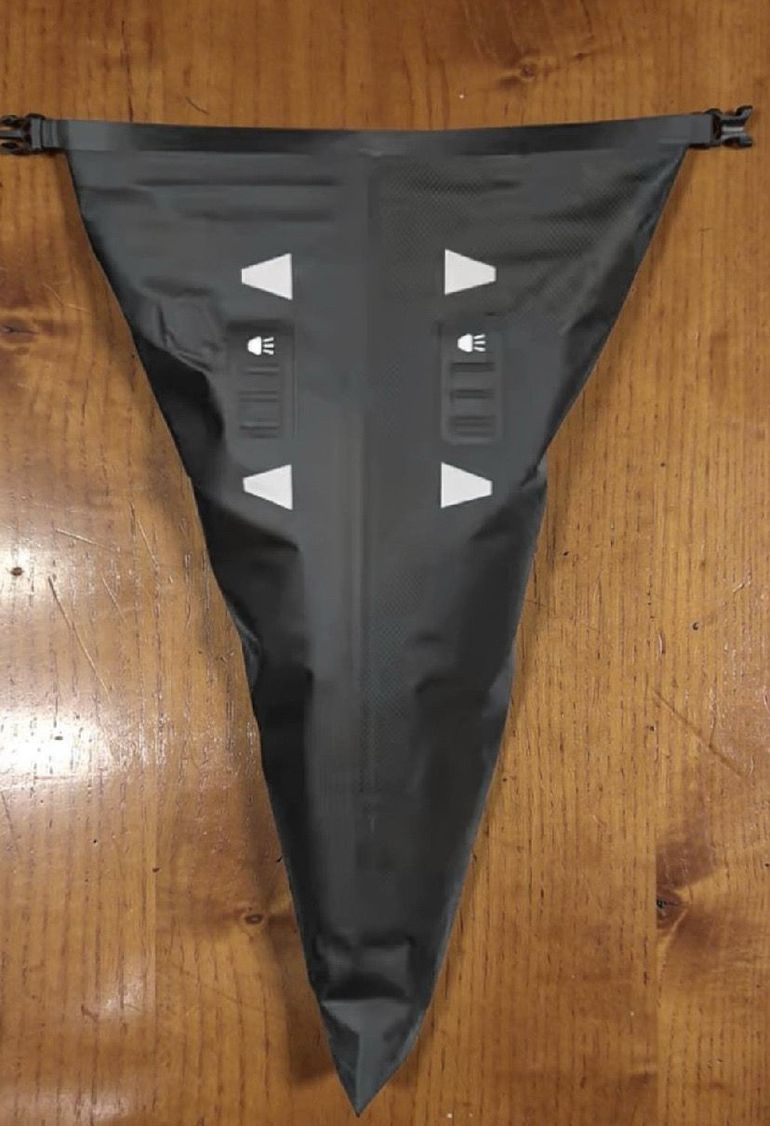 Used Enmedialegua pack Ultra 2 Bolsas Bikepacking 2026 bike — image 9 of 9