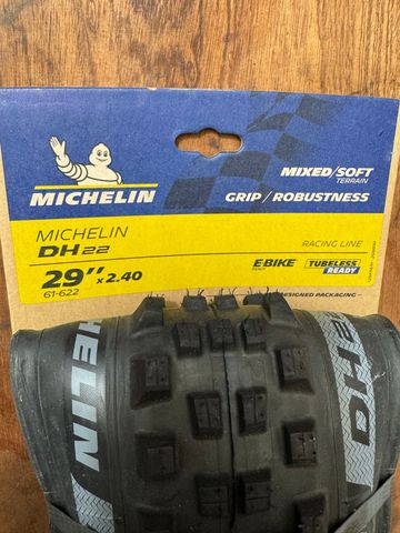 Brugt Michelin DH22 29 pouces 2025 bike — billede 1 af 2