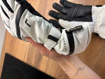 Used Reusch Morris Gore-Tex Skihandschuhe Weiß/Schwarz Gr. 7,5 bike — image 3 of 3