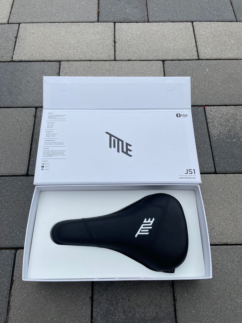 Used Title Boxing Title js1 bike — image 1 of 4