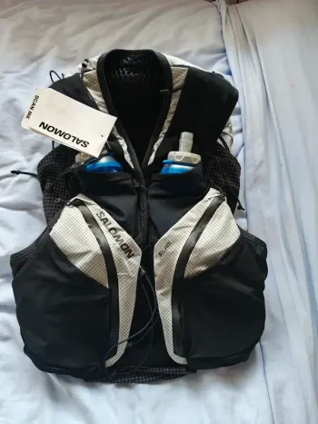 Used Salomon Slab Adventure Hydration Pack bike — image 3 of 3