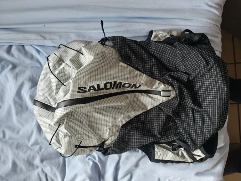 Used Salomon Slab Adventure Hydration Pack bike — image 2 of 3