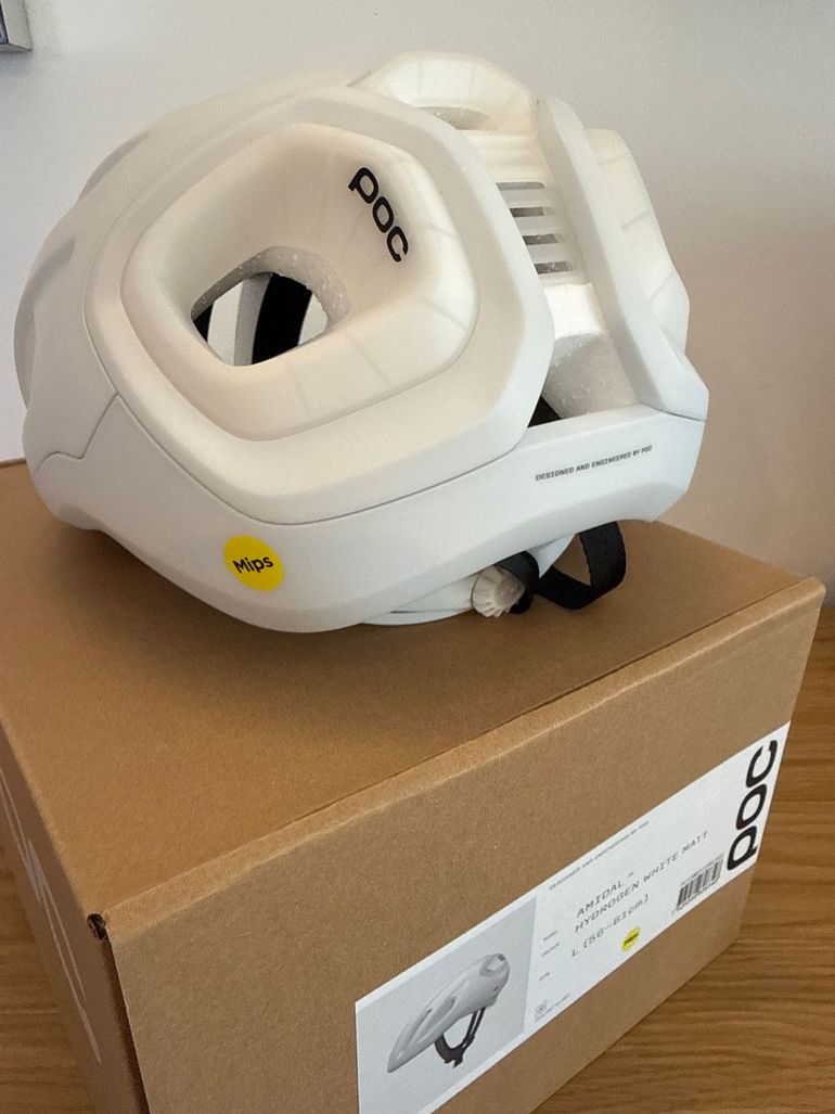 Used POC Amidal Helmet 2026 bike — image 4 of 8