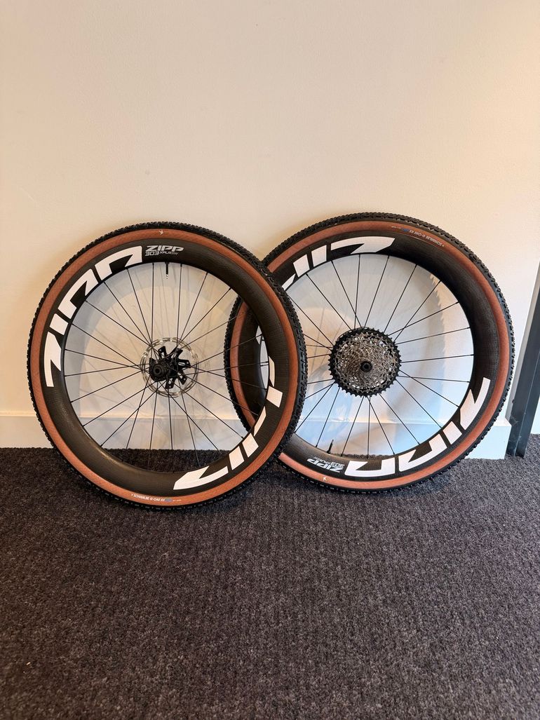 Used Zipp 303 XPLR SW Carbon Wheelset 2025 bike — image 1 of 3