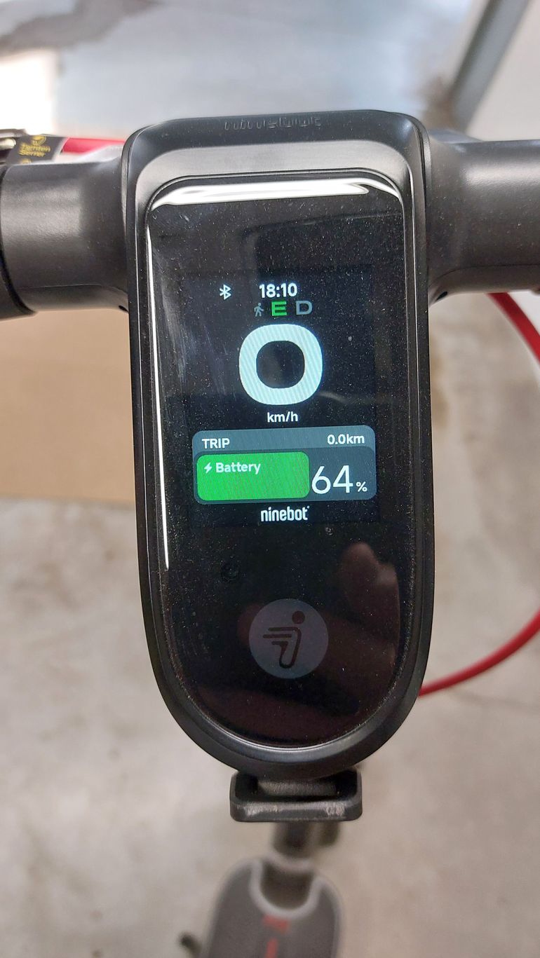 Used ninebot F3e 2025 bike — image 2 of 11