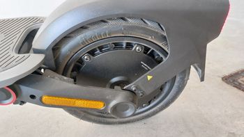 Used ninebot F3e 2025 bike — image 6 of 11