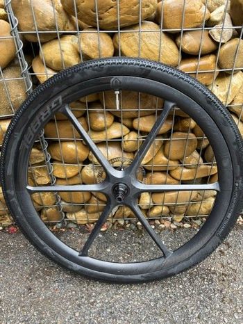 Used graal 6SPDC 2025 bike — image 4 of 8