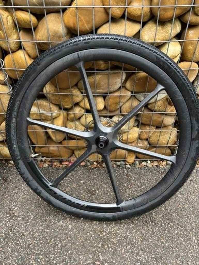 Used graal 6SPDC 2025 bike — image 3 of 8