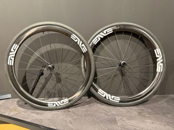 Used Enve SES 3.4 2025 bike — image 7 of 10
