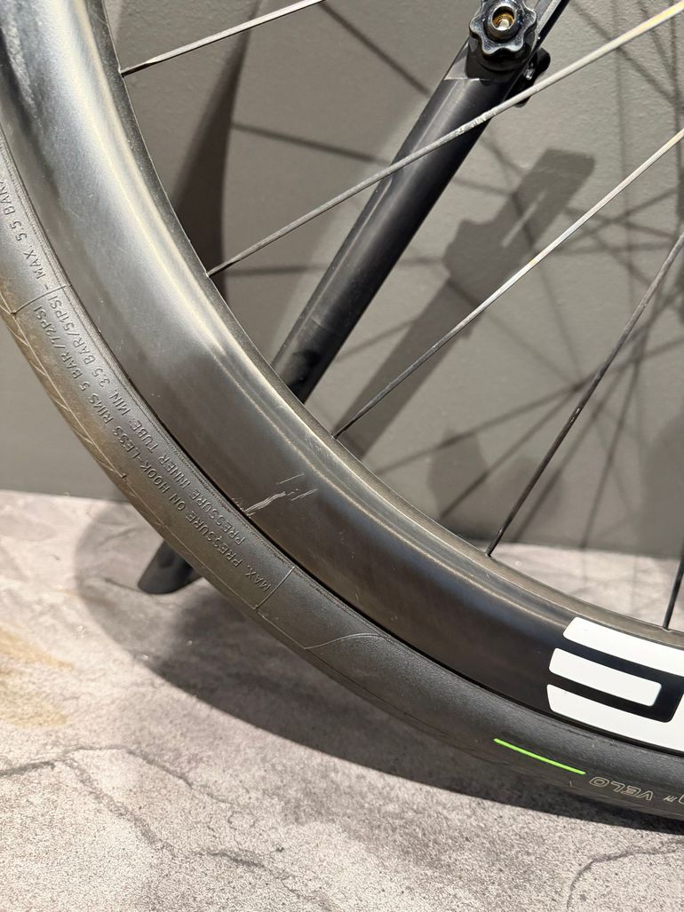 Used Enve SES 3.4 2025 bike — image 10 of 10