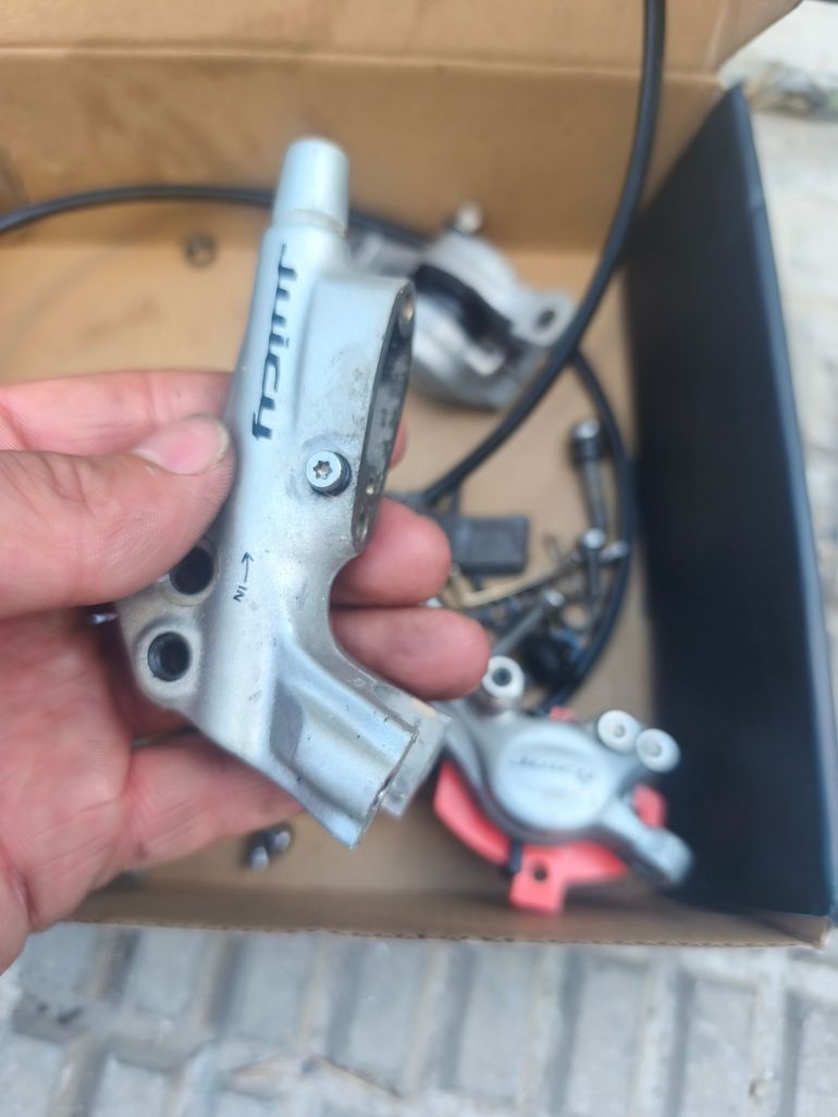 Used Avid Juicy 7 Hydraulic Disc Brake 2007 bike — image 3 of 5