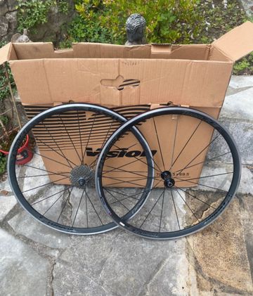 Used Vision Team 30 Alu bike — image 1 of 4