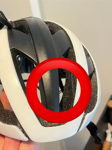 Tweedehands Lazer Genesis Helmet 2024 bike — afbeelding 5 van 6