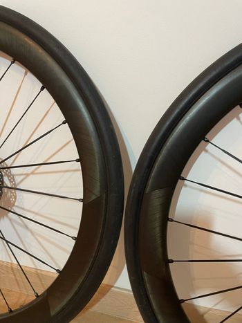 Used Mavic Cosmic SLR 45 Disc Wheelset bike — image 2 of 8